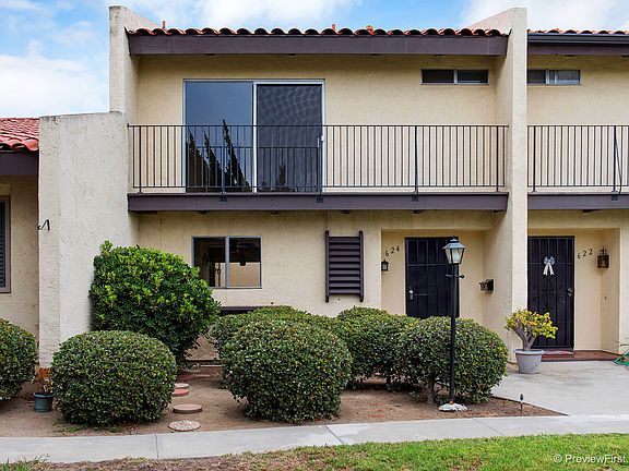 3rd image of 624 Bel Air Dr W