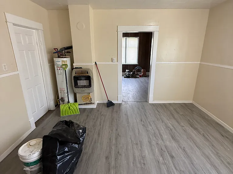 117 Kent St #4 — Photo 6