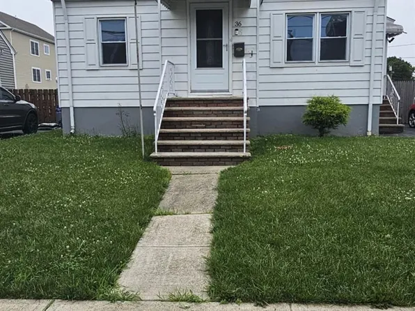 36 Harris St, Carteret, NJ 07008