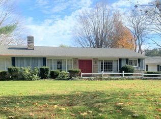 461 South St, Chardon, OH 44024