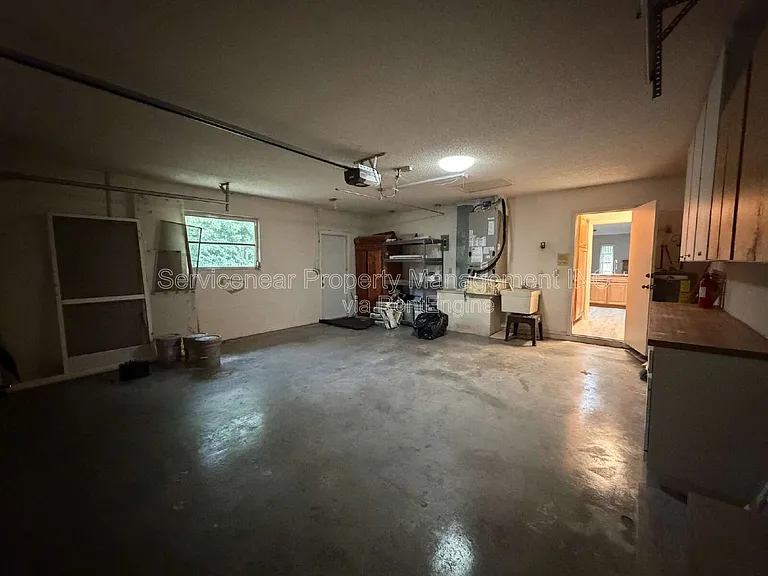 423 Whispering Oaks Ct — Photo 26