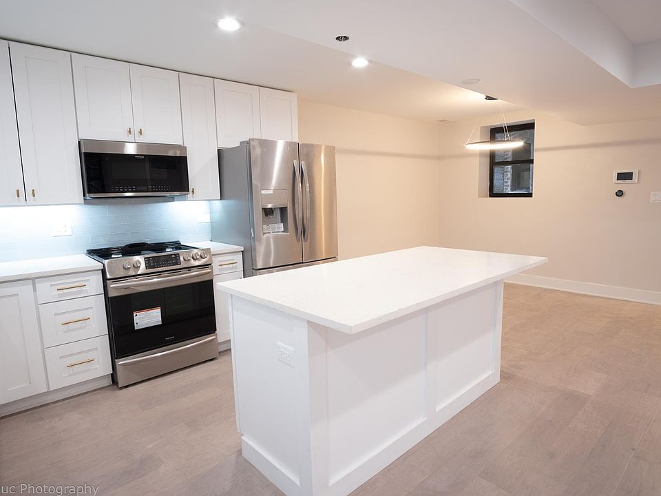 Kitchen & Dining Room