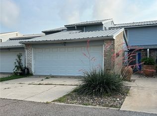 840 Cliff Dr APT 4, Portland, TX 78374