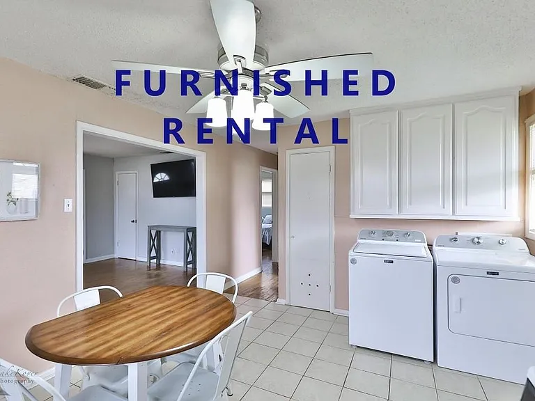 2109 Collins Ave — Photo 9