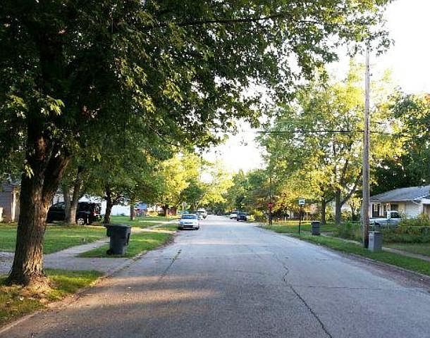 2nd image of 3582 N Norfolk St