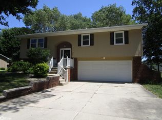 308 Hawthorne Rd, Iowa Falls, IA 50126