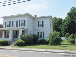 68 Ulster Ave, Saugerties, NY 12477