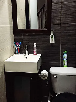 Rented by Nooklyn NYC LLC | media 7