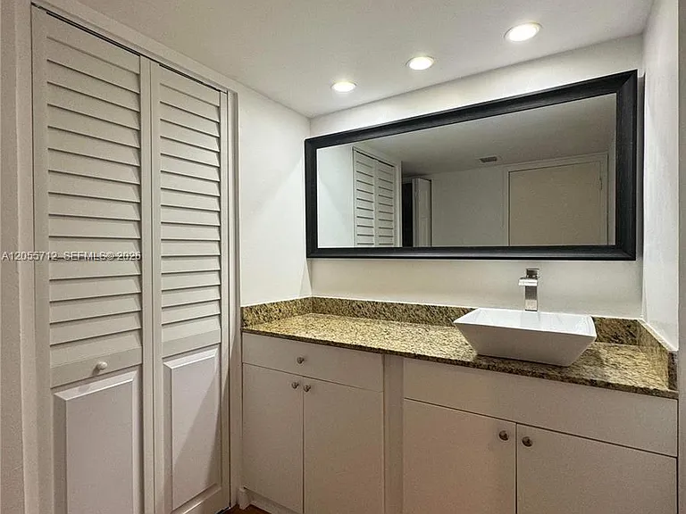 100 Bayview Dr #1930 — Photo 20