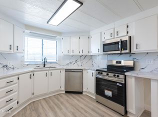 8946 E OHIO Avenue, Sun Lakes, AZ 85248