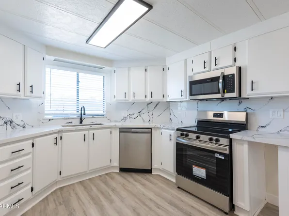 8946 E OHIO Avenue, Sun Lakes, AZ 85248