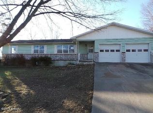 1231 Lou Ida Dr, Neosho, MO 64850