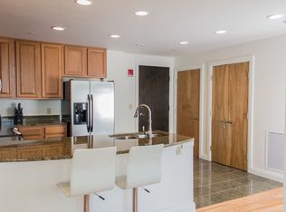 306 4th Ave APT 1502, Pittsburgh, PA