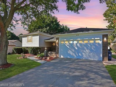 319 Antoinette Dr, Rochester Hills, MI, 48309