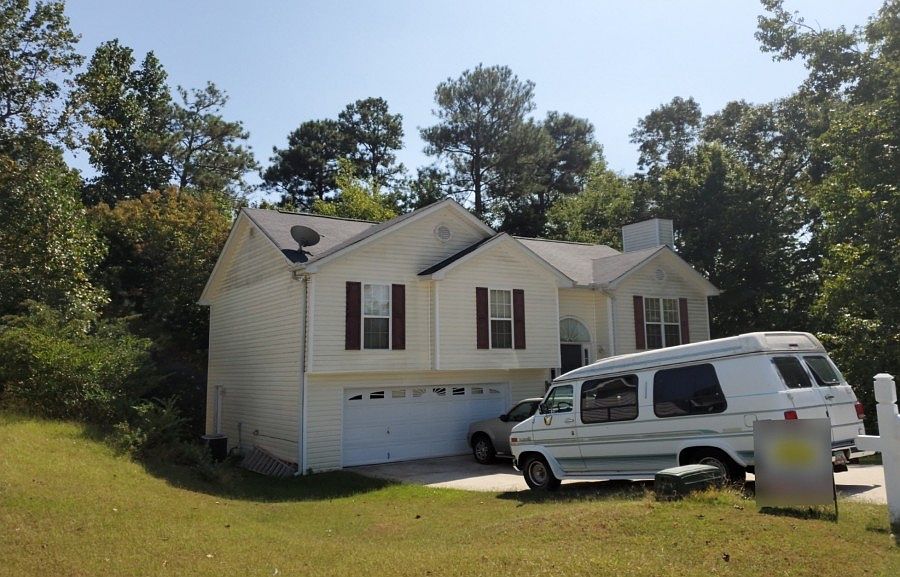 2nd image of 3855 Valley Creek Dr