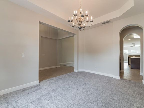 4th image of 3676 Heirloom Rose Pl