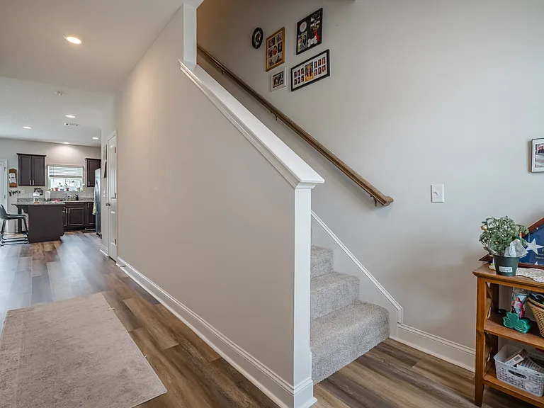 890 Grayson Ave — Photo 17