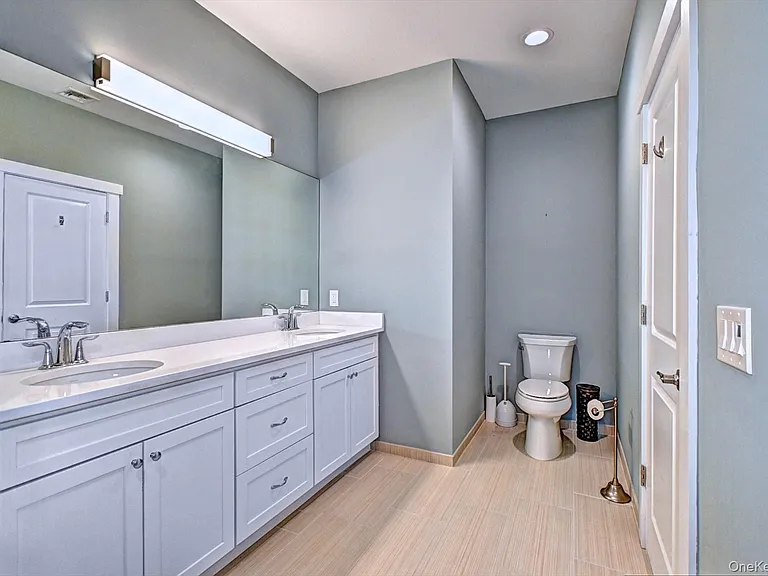 44 Fox Hill Dr — Photo 26