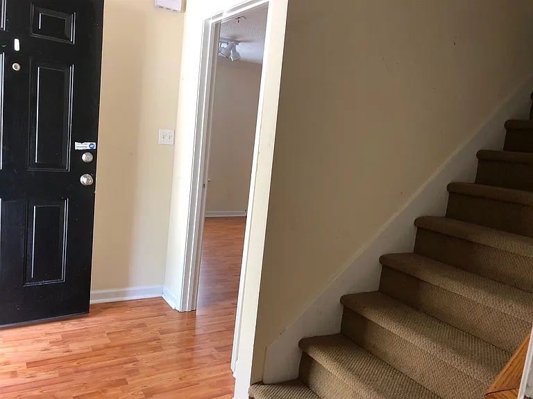 638 N Fairfield Dr — Photo 6