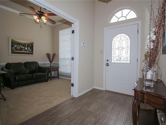3rd image of 5246 Country Club Dr