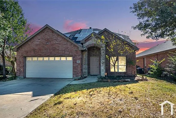 2417 Hawkwood Ct — Photo 1