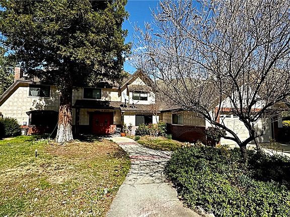 3rd image of 132 Rio Del Loma Dr