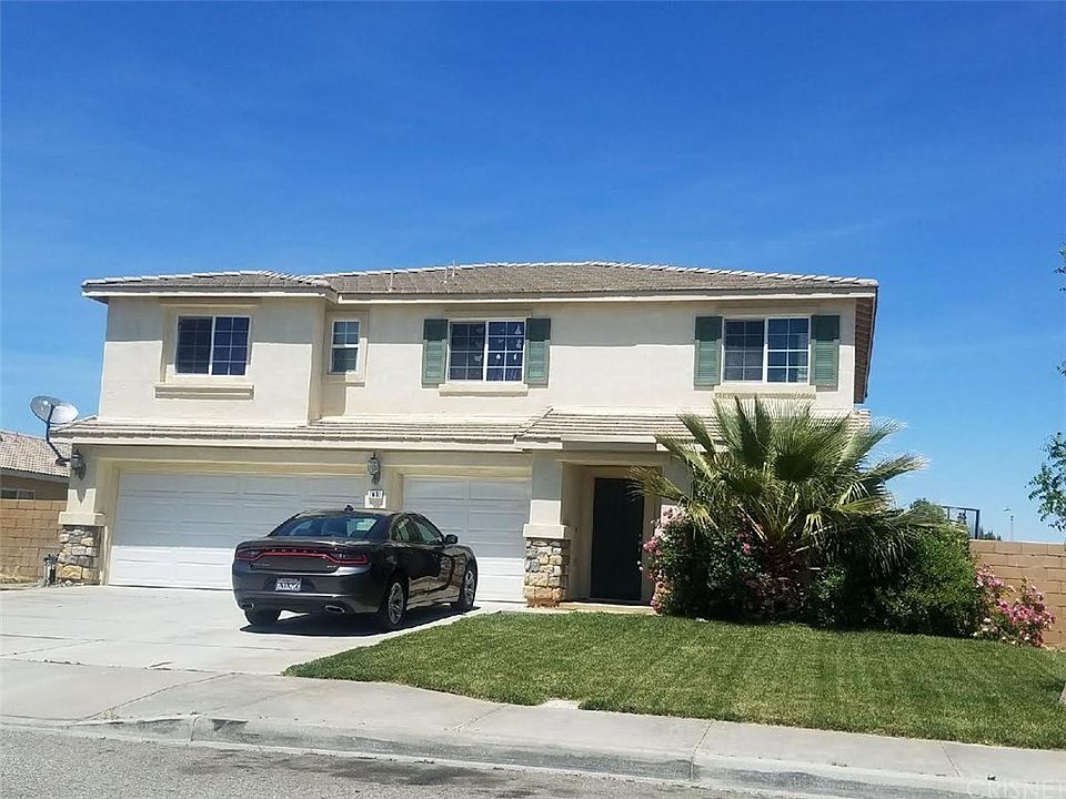 2nd image of 1611 Granville Way