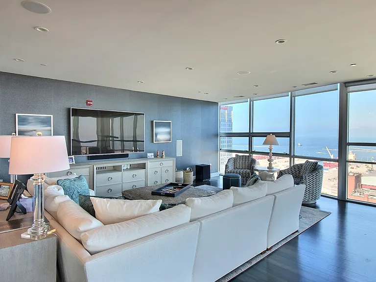 701 W Lakeside Ave #Penthouse 1301 — Photo 8