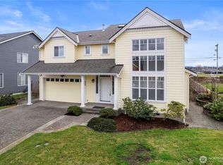 3372 Phillips Ave, Enumclaw, WA 98022