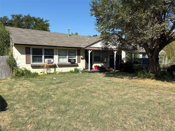 1811 Armstrong St, Bartlesville, OK 74003