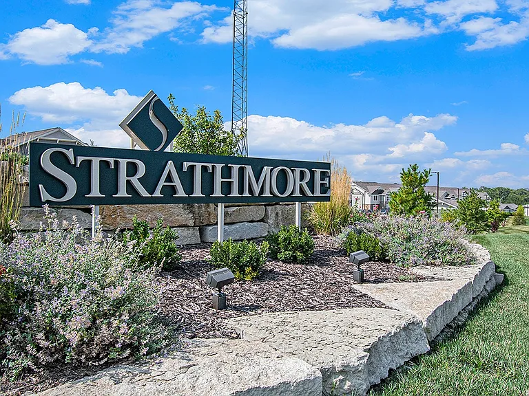 Strathmore Apartment Homes — Photo 54