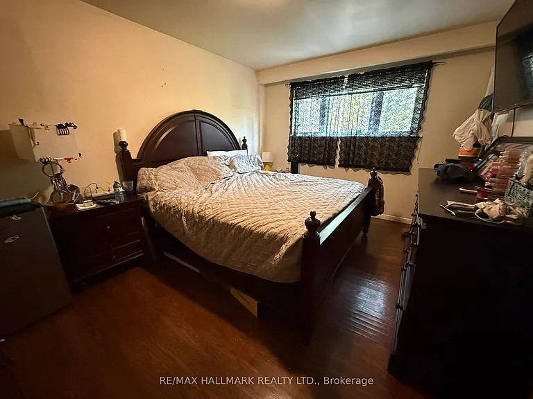 357 Monica Cres — Photo 16