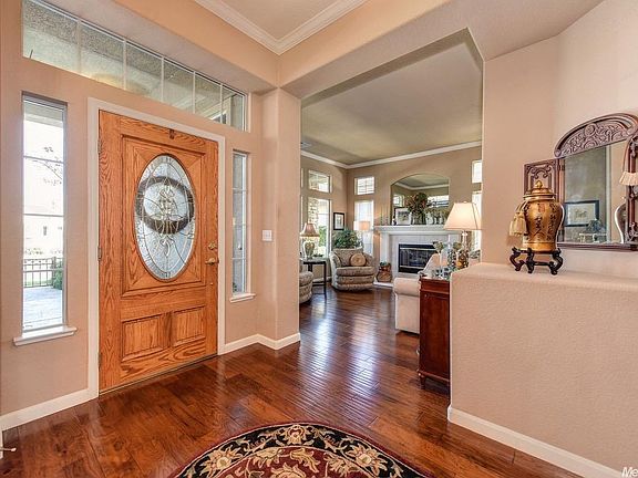 5th image of 2704 Buckminster Dr