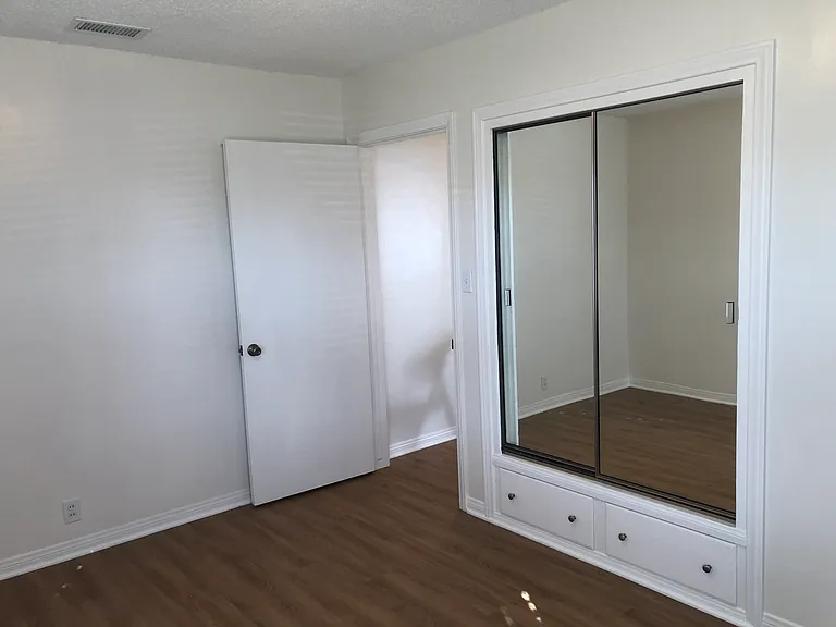 10828 Montecito Dr — Photo 4