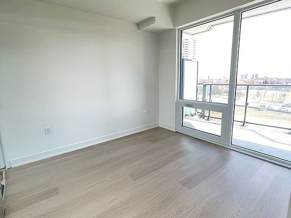 5th image of 448 Burnhamthorpe Rd W #417