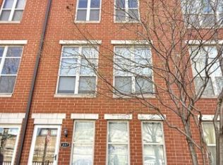 337 E 25th St, Chicago, IL 60616