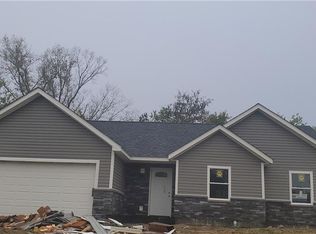 6940 Shadowbrook Dr, Dayton, OH 45426