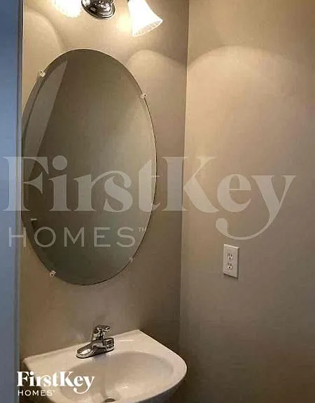 1815 Beeson Park Ln — Photo 10