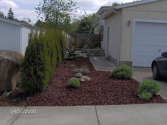 Front yard entrance
