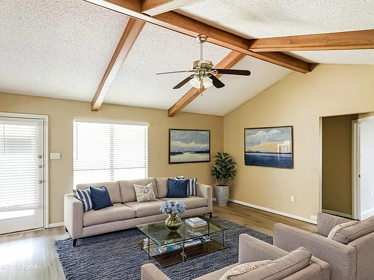 2206 Brim Ct — Photo 4