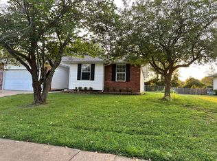 5241 S Hutchinson Ct, Battlefield, MO 65619