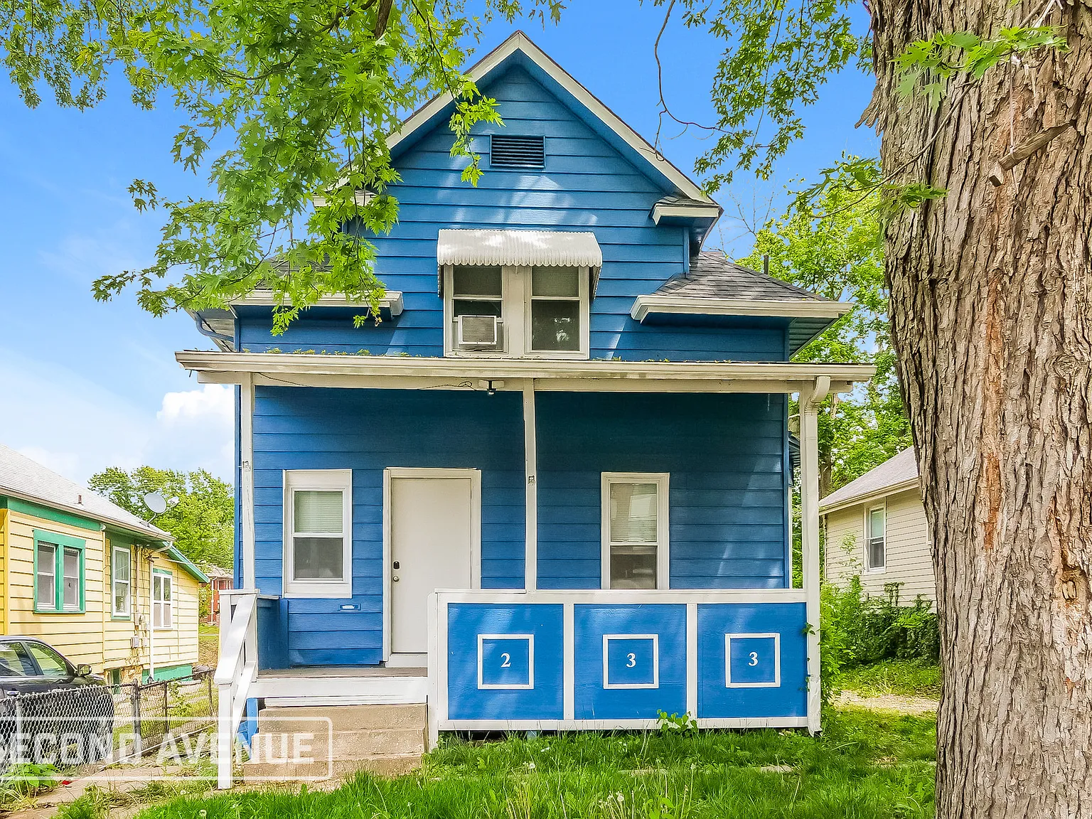 2 bed, 1.5 bath, 1100 sqft, $1,119 — Photo 1