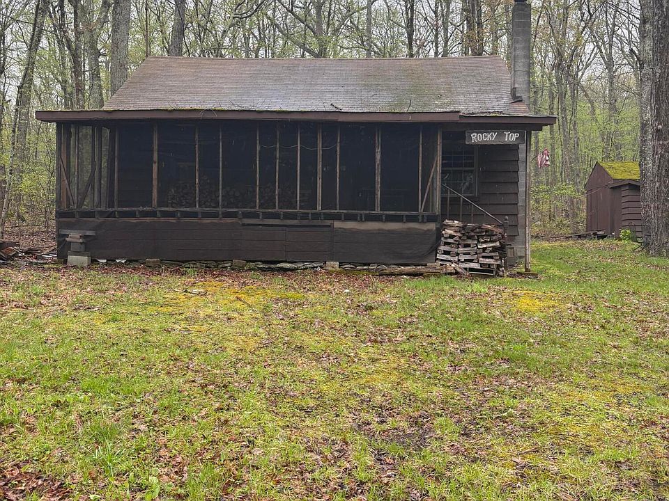1st image of 160 Five Mile Meadow Rd
