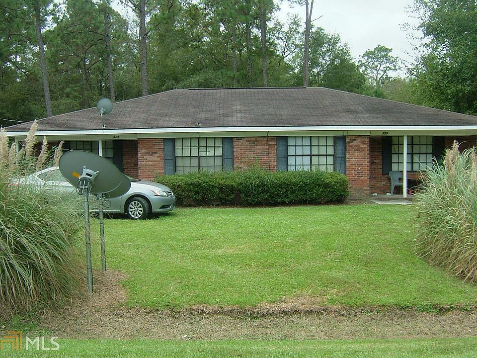 1st image of 305 Hodges Cir