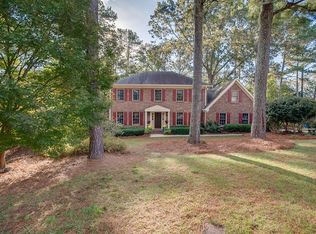 4042 Colonial Dr, Lilburn, GA 30047