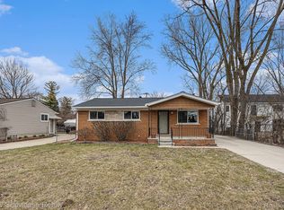 1171 Vermont Dr, Troy, MI