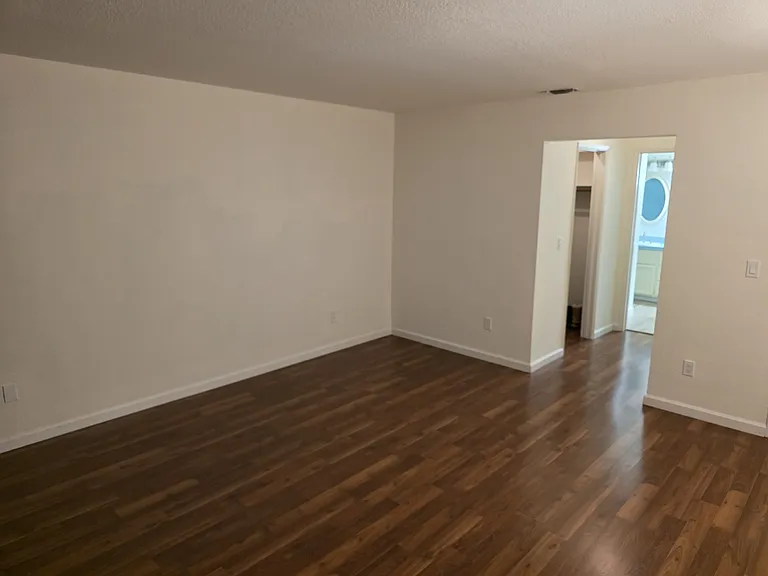 7430 Roy Rogers Pl — Photo 17