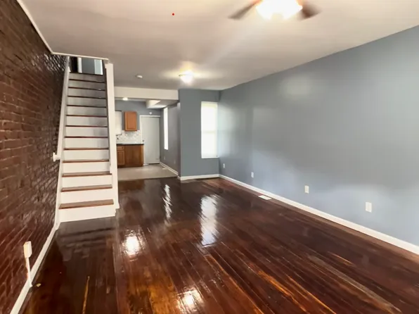 827 E Madison St, Philadelphia, PA 19134