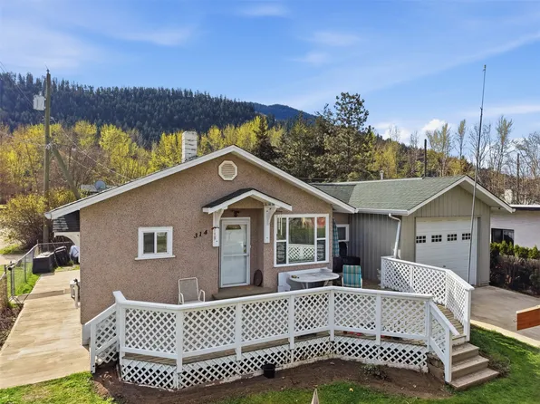 314 Wilson St, Chase, BC V0E 1M0