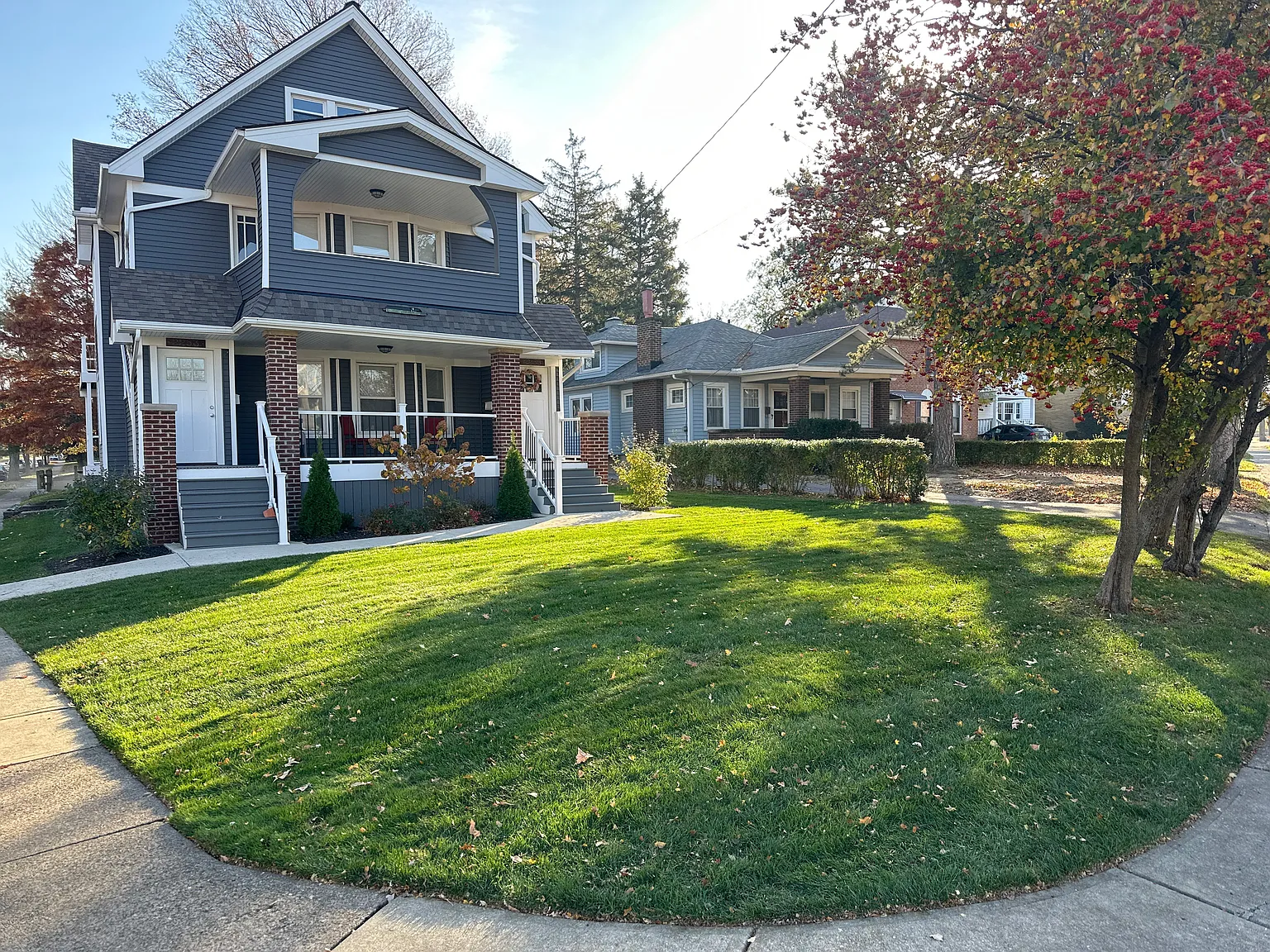 2253 Warren Rd photo 1